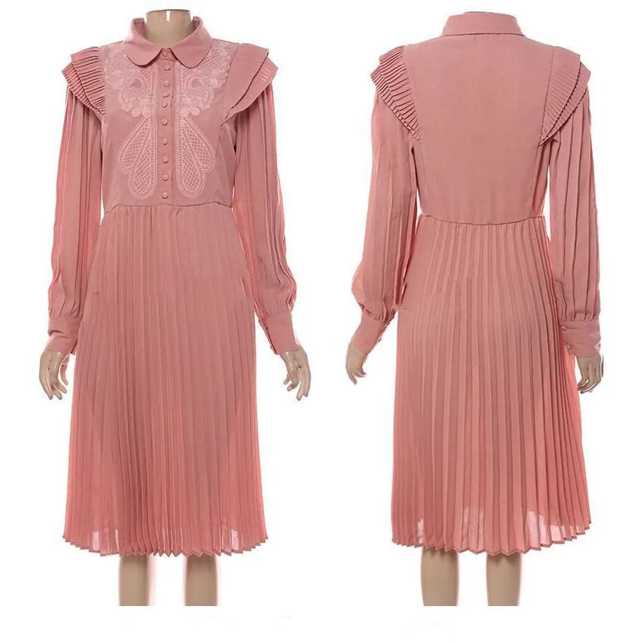 Emboidery Pleated Vintage Dress