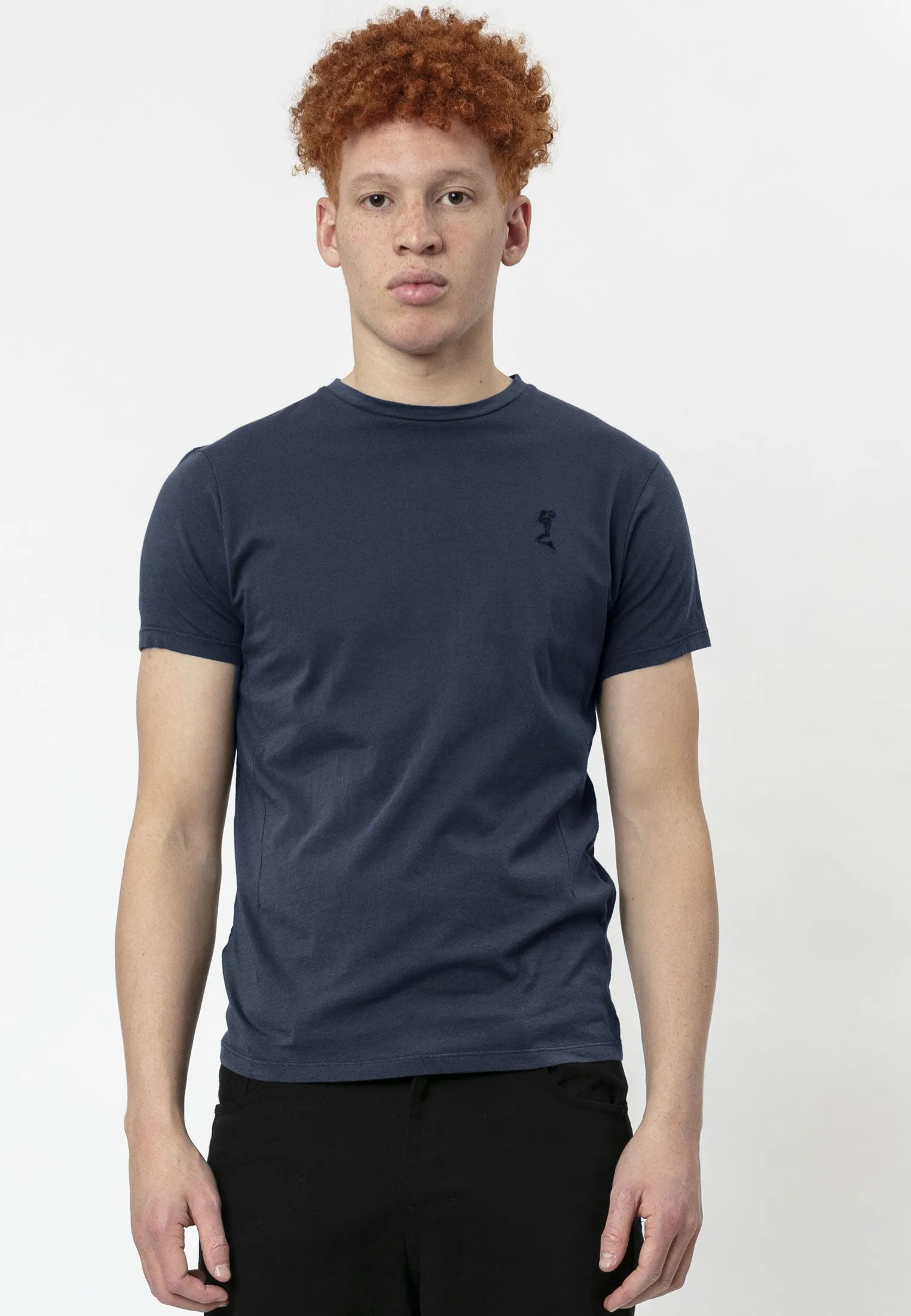 ESSENTIAL CORE NAVY T-SHIRT