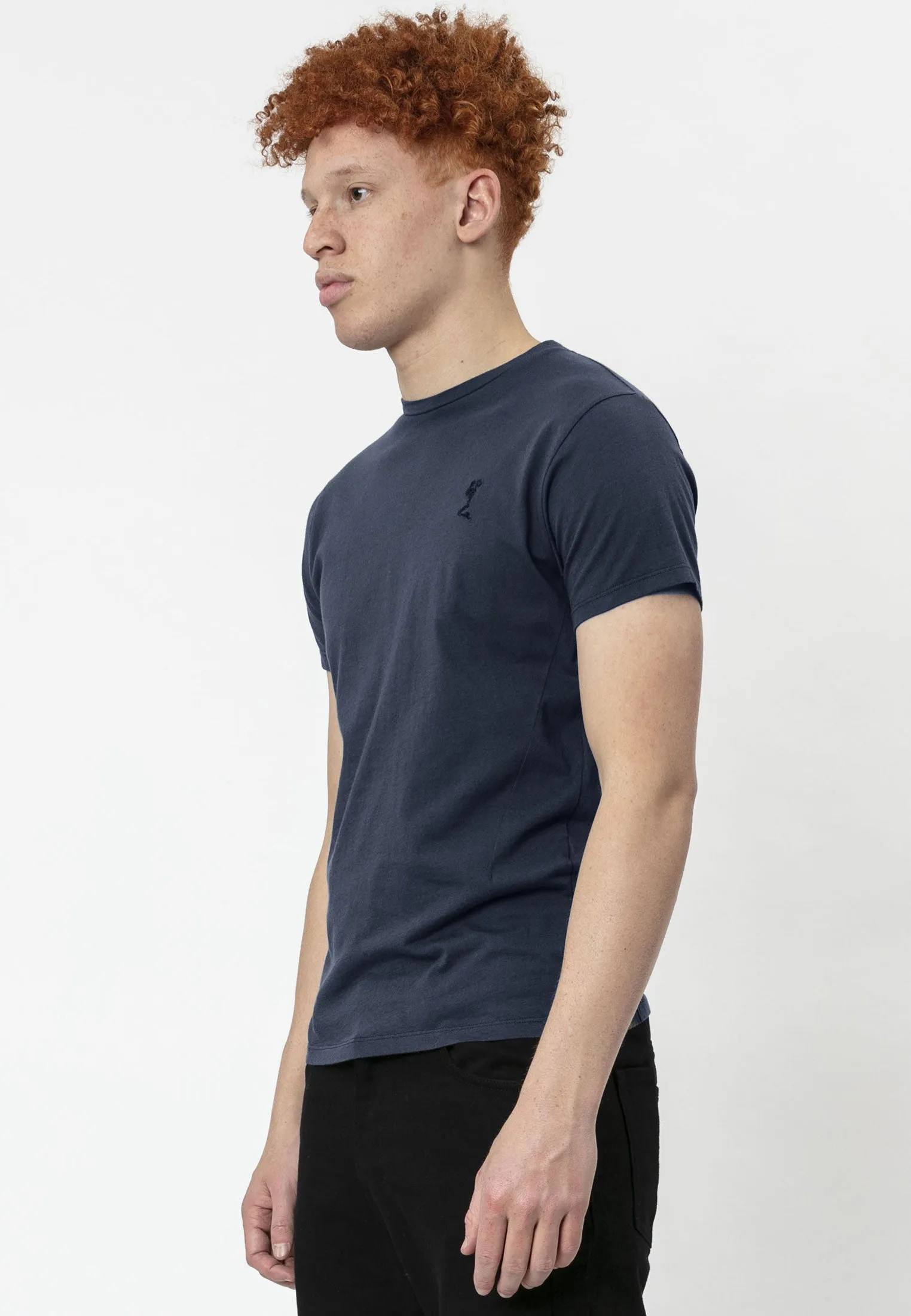 ESSENTIAL CORE NAVY T-SHIRT