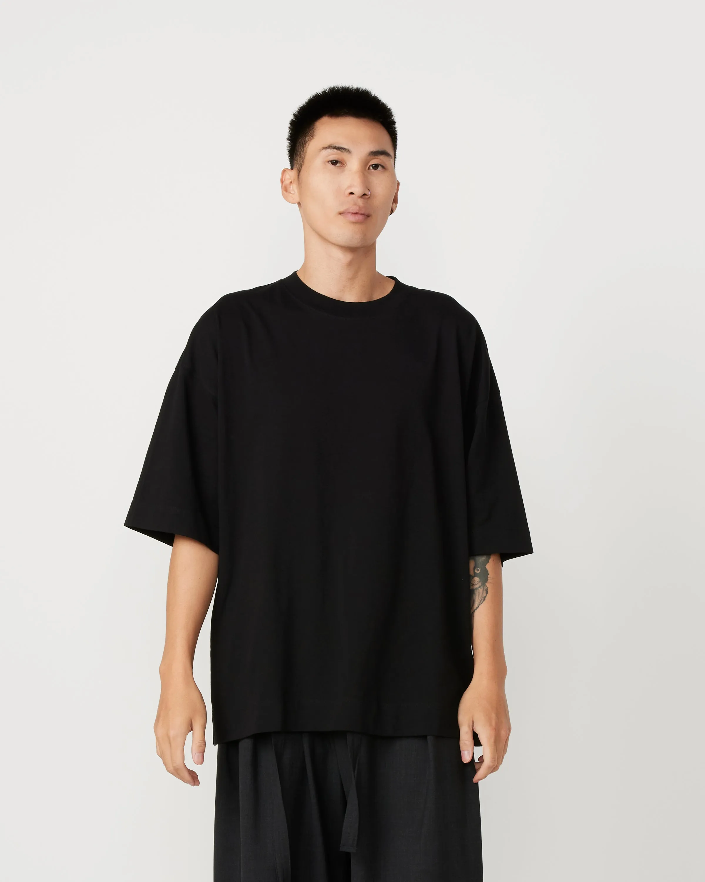 Hen Short Sleeve Shirt in Black