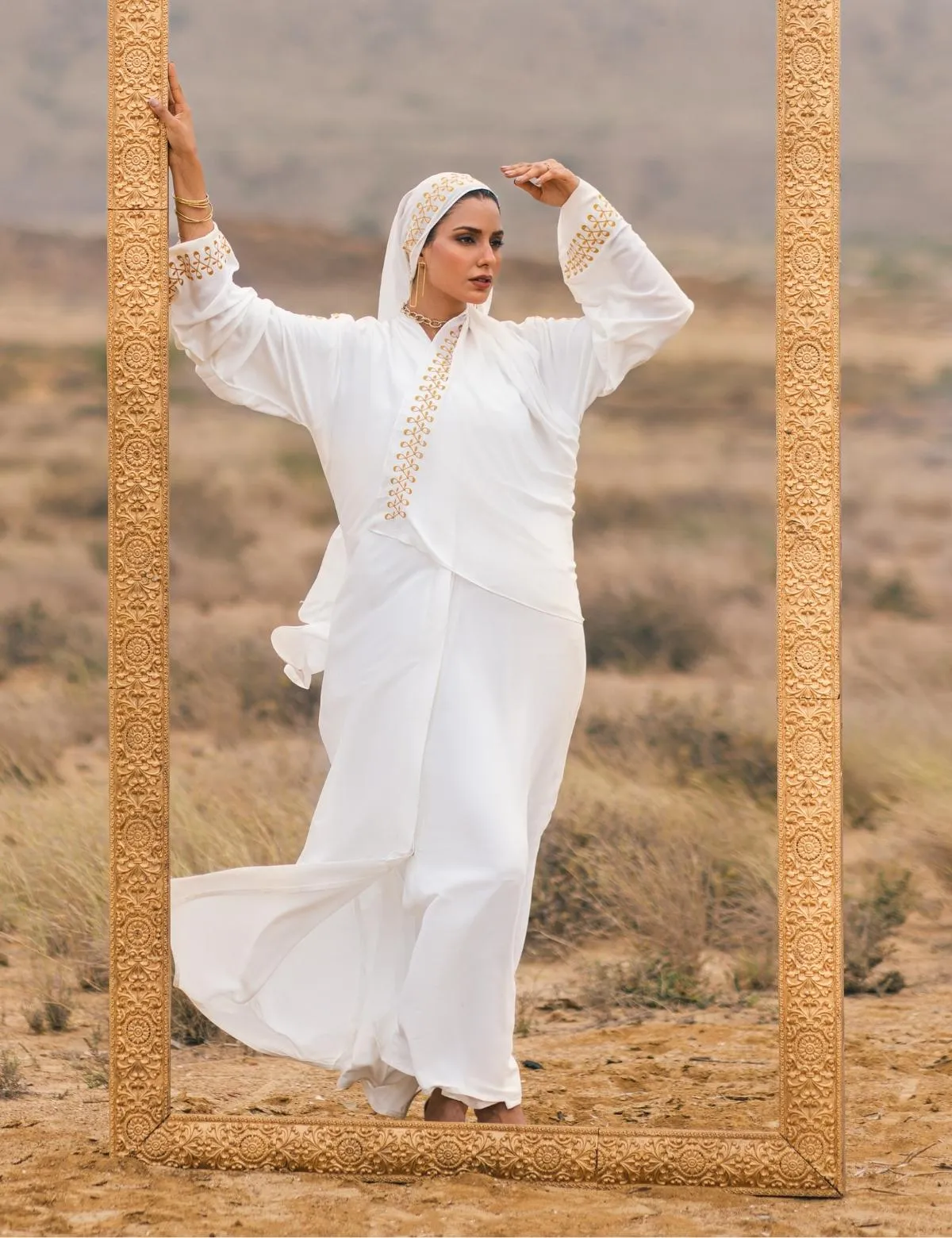 MEADOW BRINGS SERENITY ABAYA