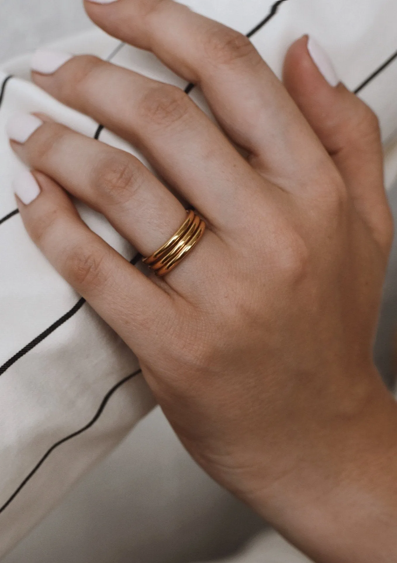 Plain Rings Stack Gold