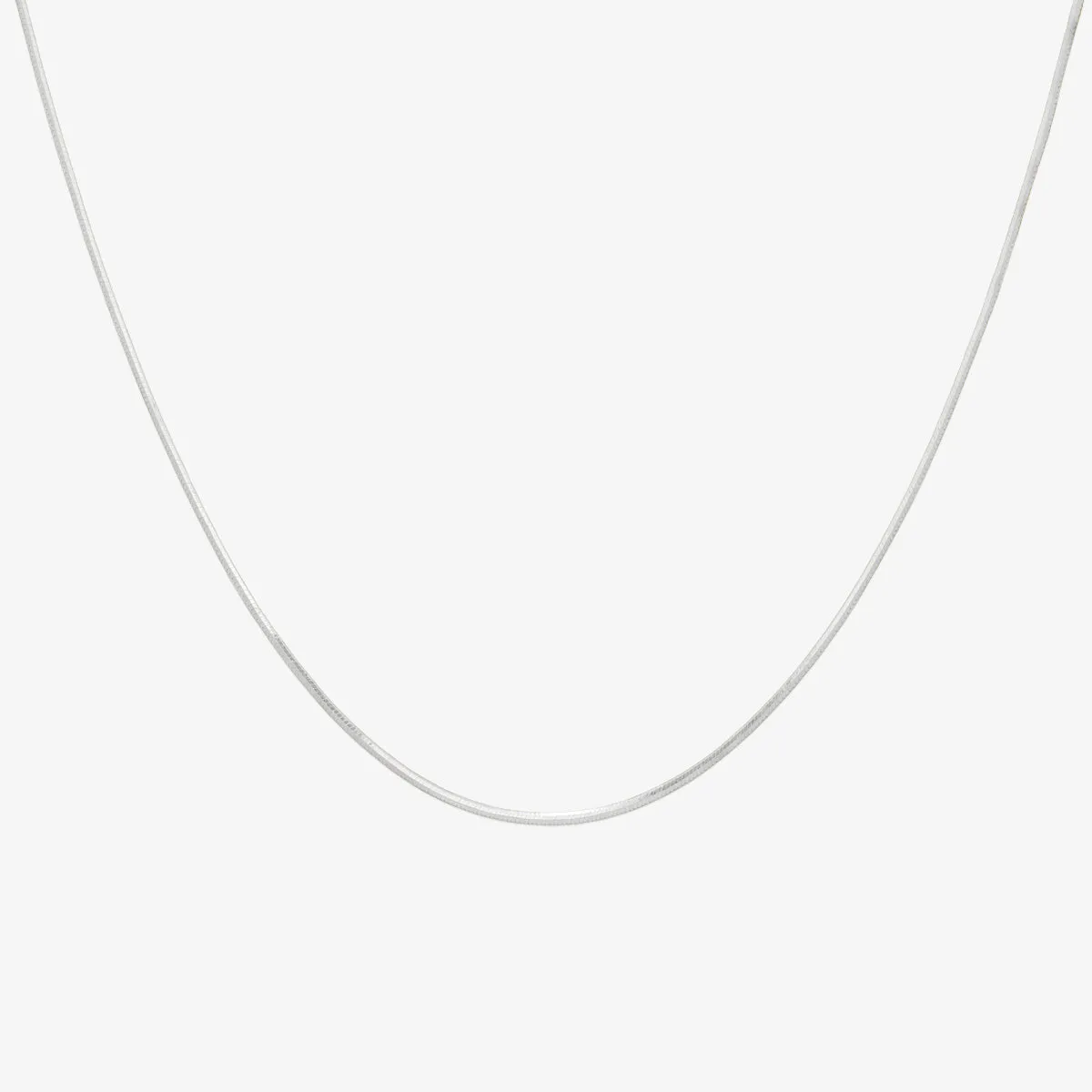 Plain snake necklace