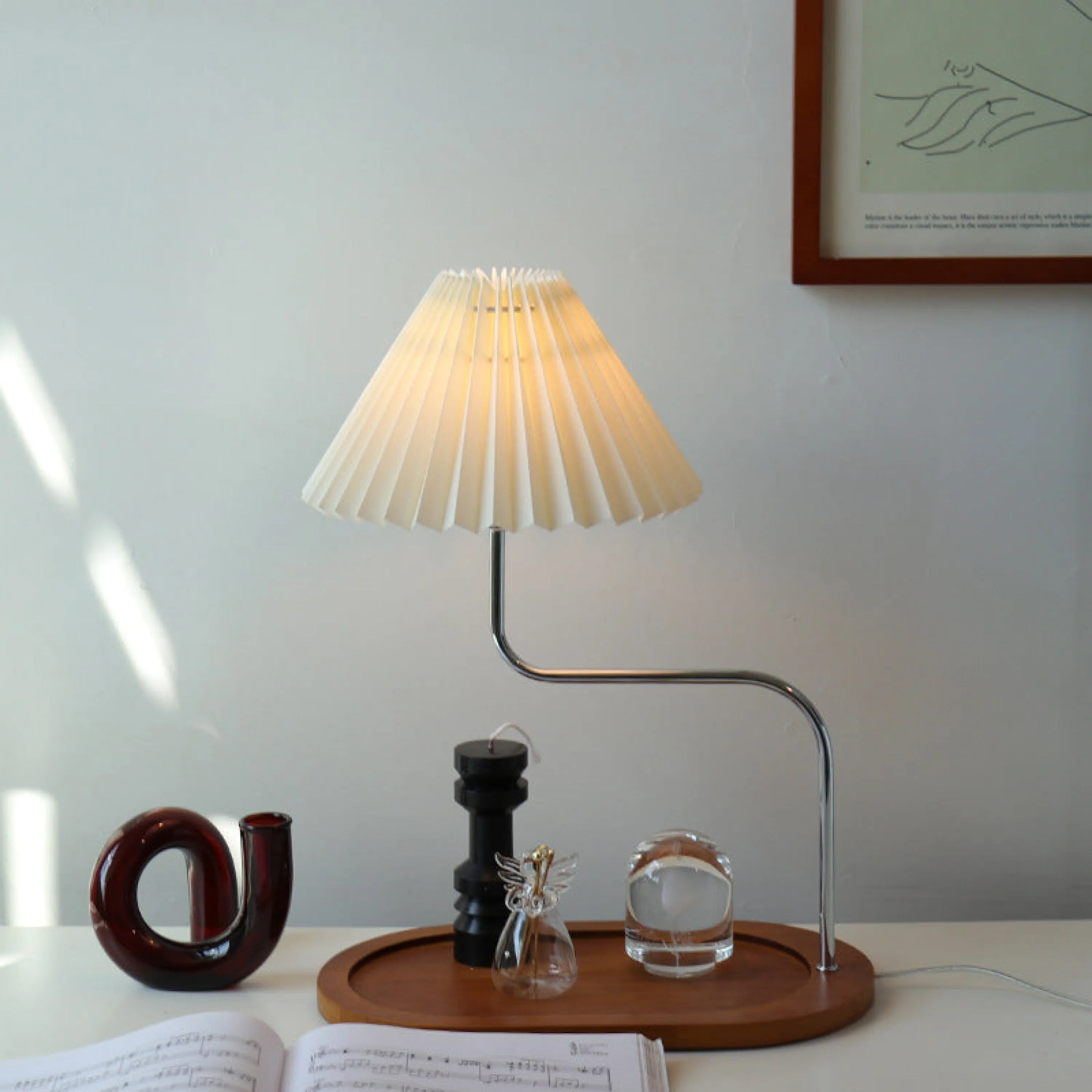 Pleated Wooden Tray Lamp / Brown